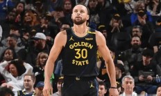 九游娱乐活动-猛龙阵中中锋连续砍下+，助球队取胜的简单介绍