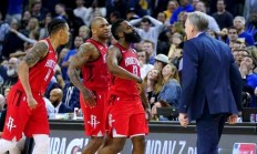 九游娱乐app下载-火箭胜魔术，哈登表现出色