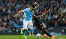 九游娱乐app下载地址-巴黎圣日耳曼球迷狂欢场面火爆