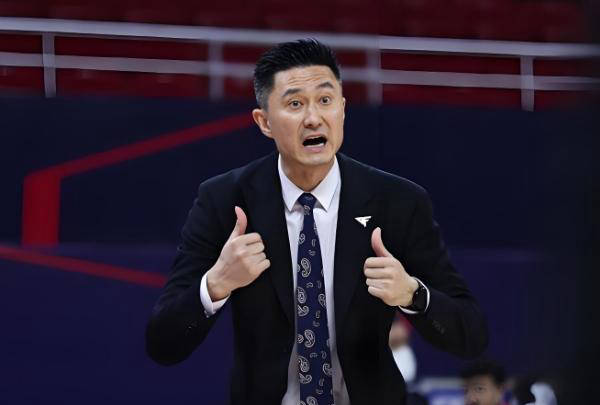 云南男篮士气飞扬，雄心勃勃的简单介绍