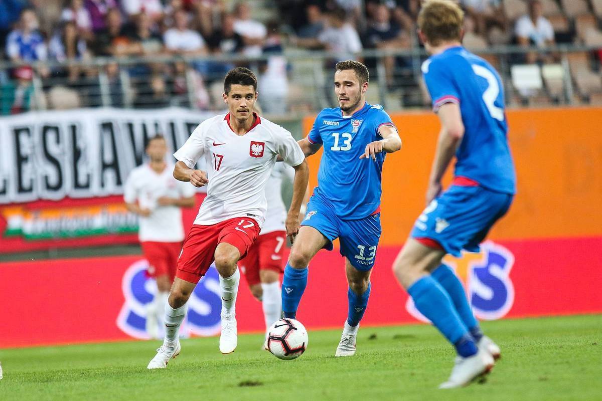 格鲁吉亚连入两球,客场惊险击败马其顿 格鲁吉亚连入两球,客场惊险击败马其顿