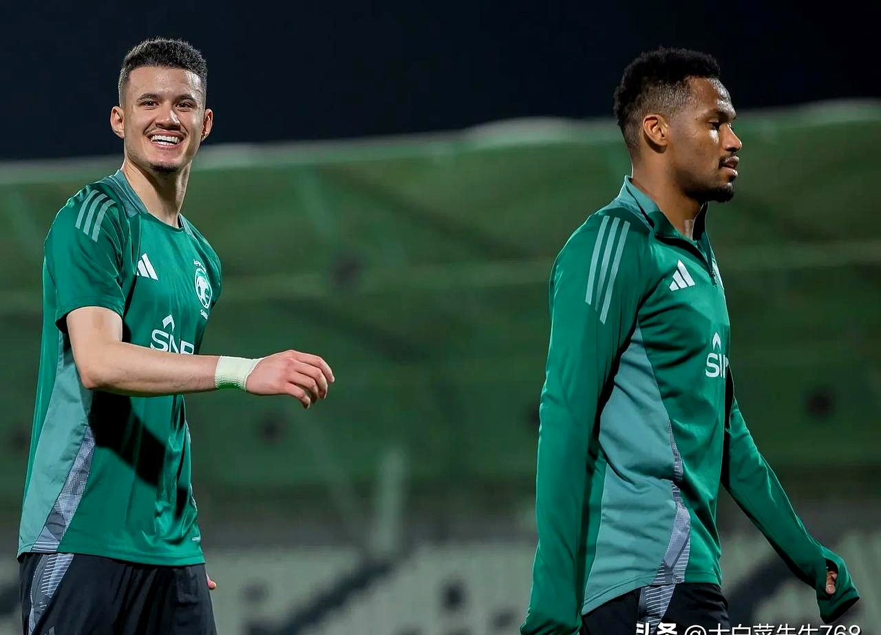 包含球队展现强大实力,备战迎接挑战,士气高昂的词条 包含球队展现强大实力,备战迎接挑战,士气高昂的词条