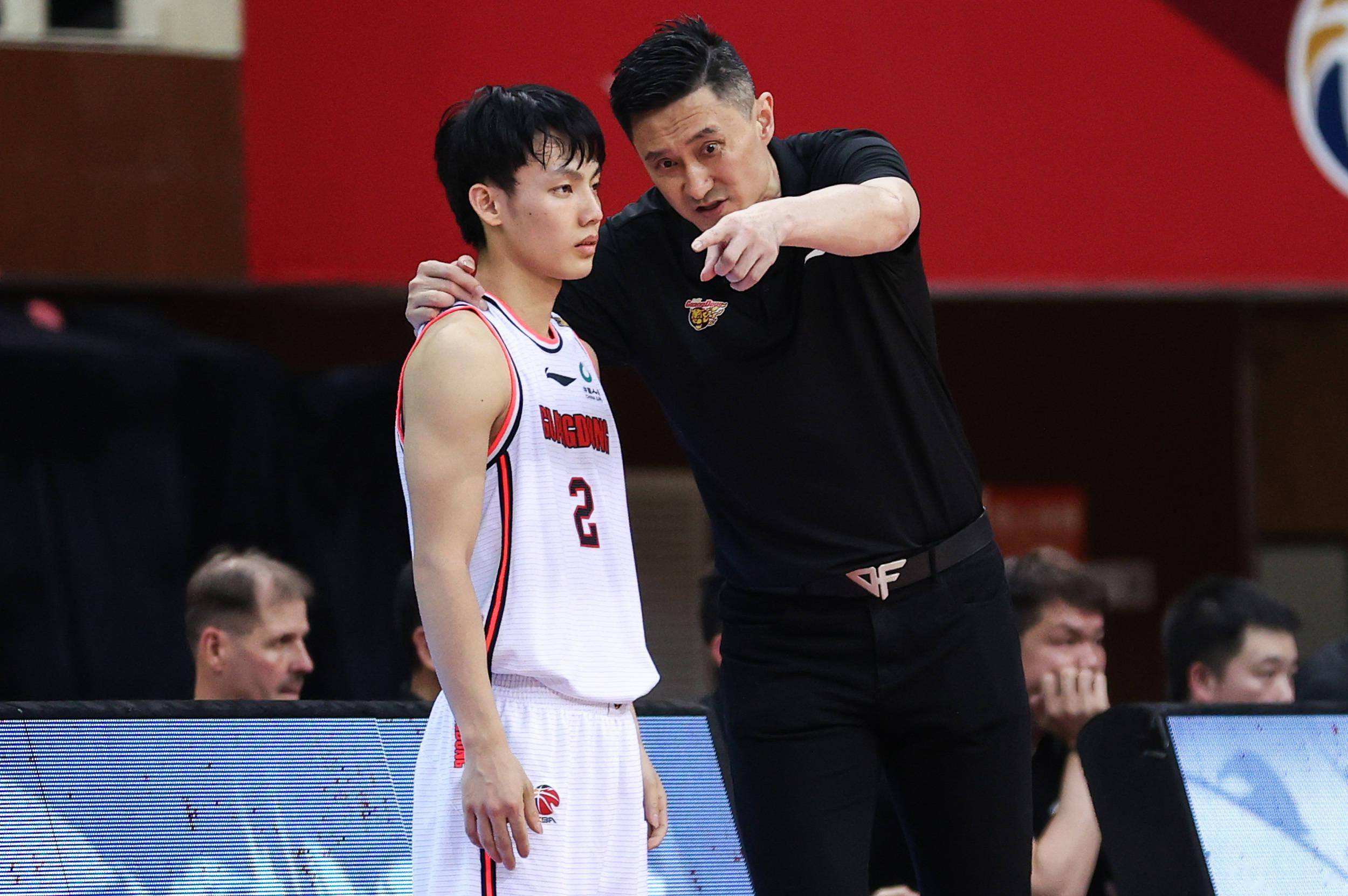 包含上海球队勇夺胜利,赢得掌声阵阵的词条 包含上海球队勇夺胜利,赢得掌声阵阵的词条