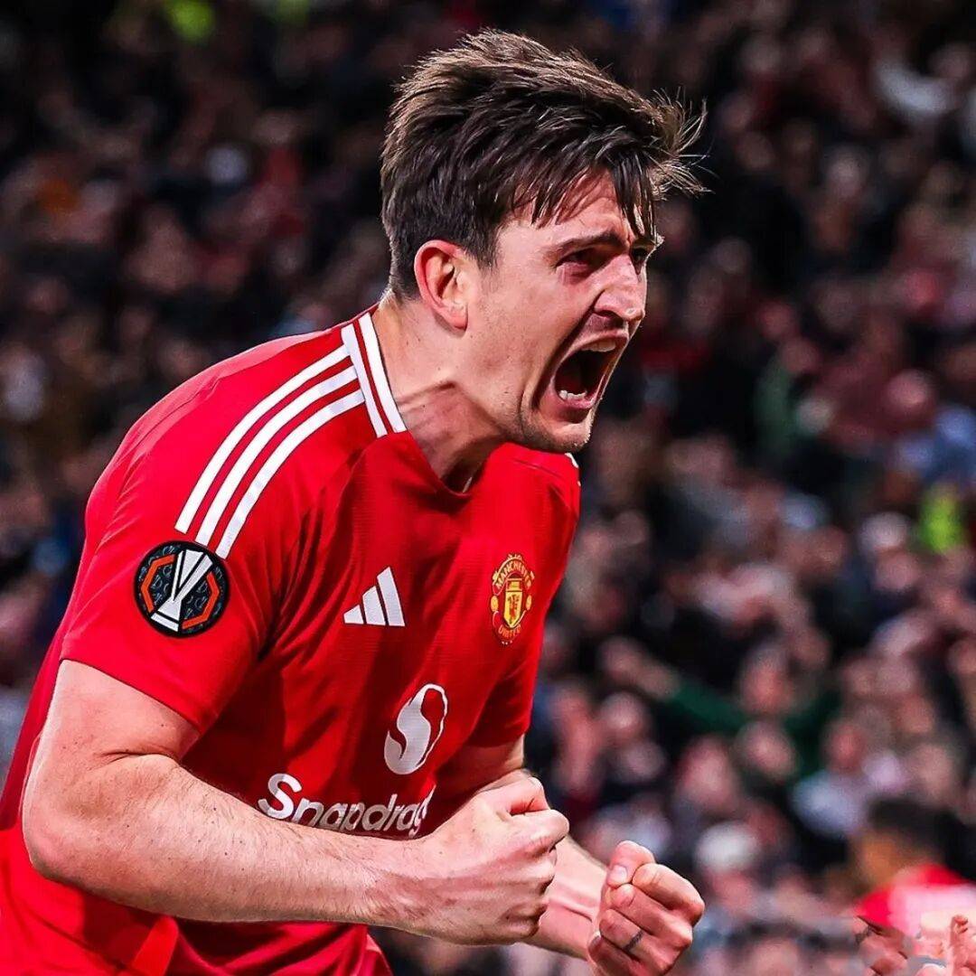 曼联苦战击败对手,球员团结一致备受赞誉 曼联苦战击败对手,球员团结一致备受赞誉