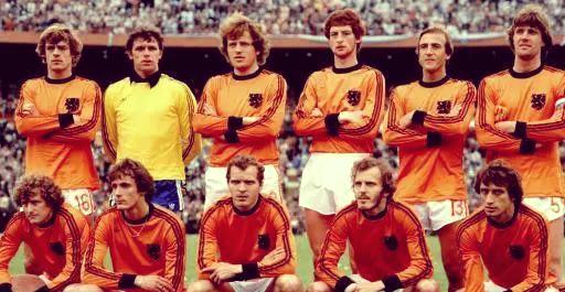 关于荷兰队遭遇挑战,努力争取晋级机会的信息 关于荷兰队遭遇挑战,努力争取晋级机会的信息