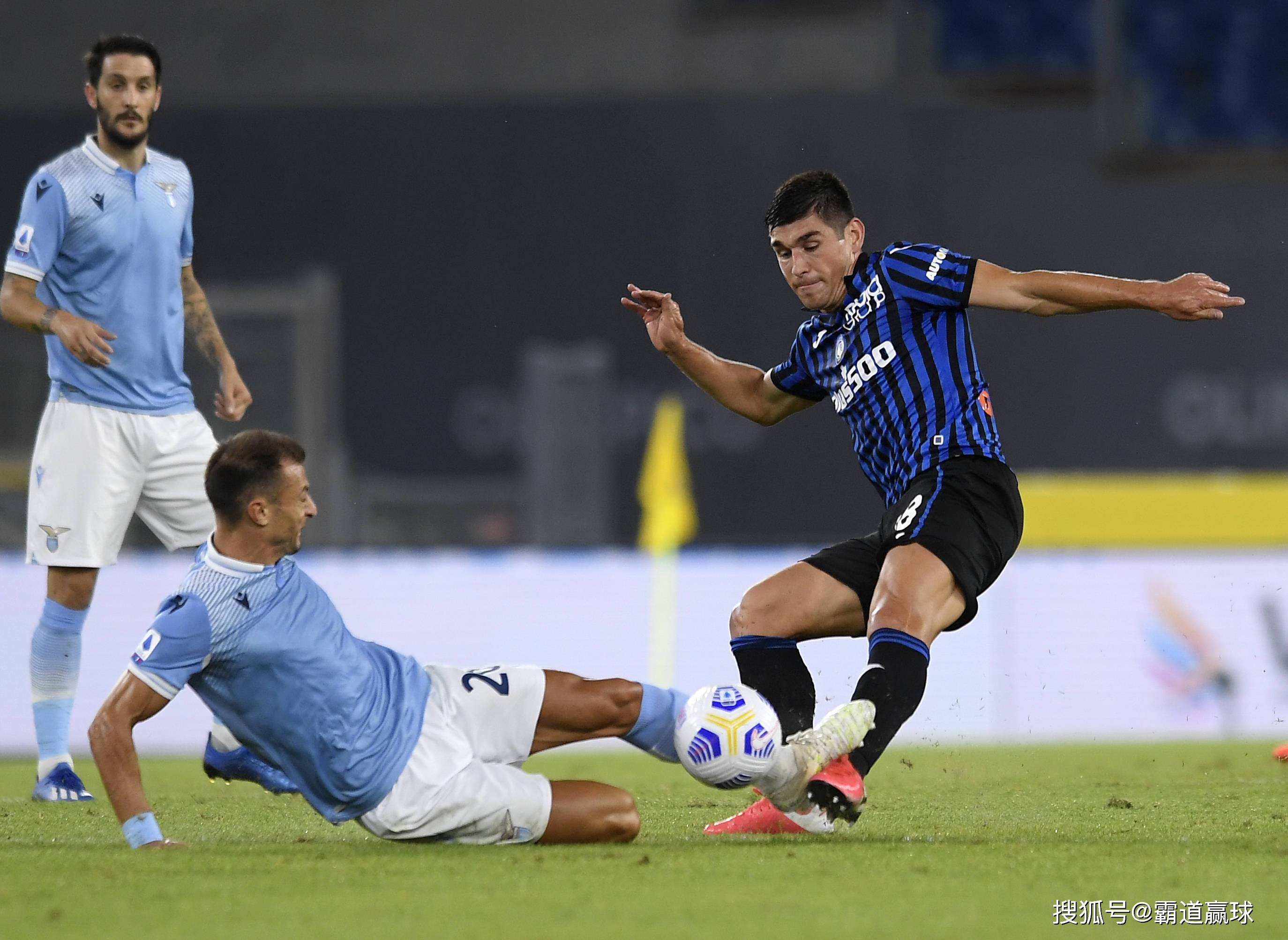 拉齐奥取得连胜,欧冠前景备受瞩目 拉齐奥取得连胜,欧冠前景备受瞩目