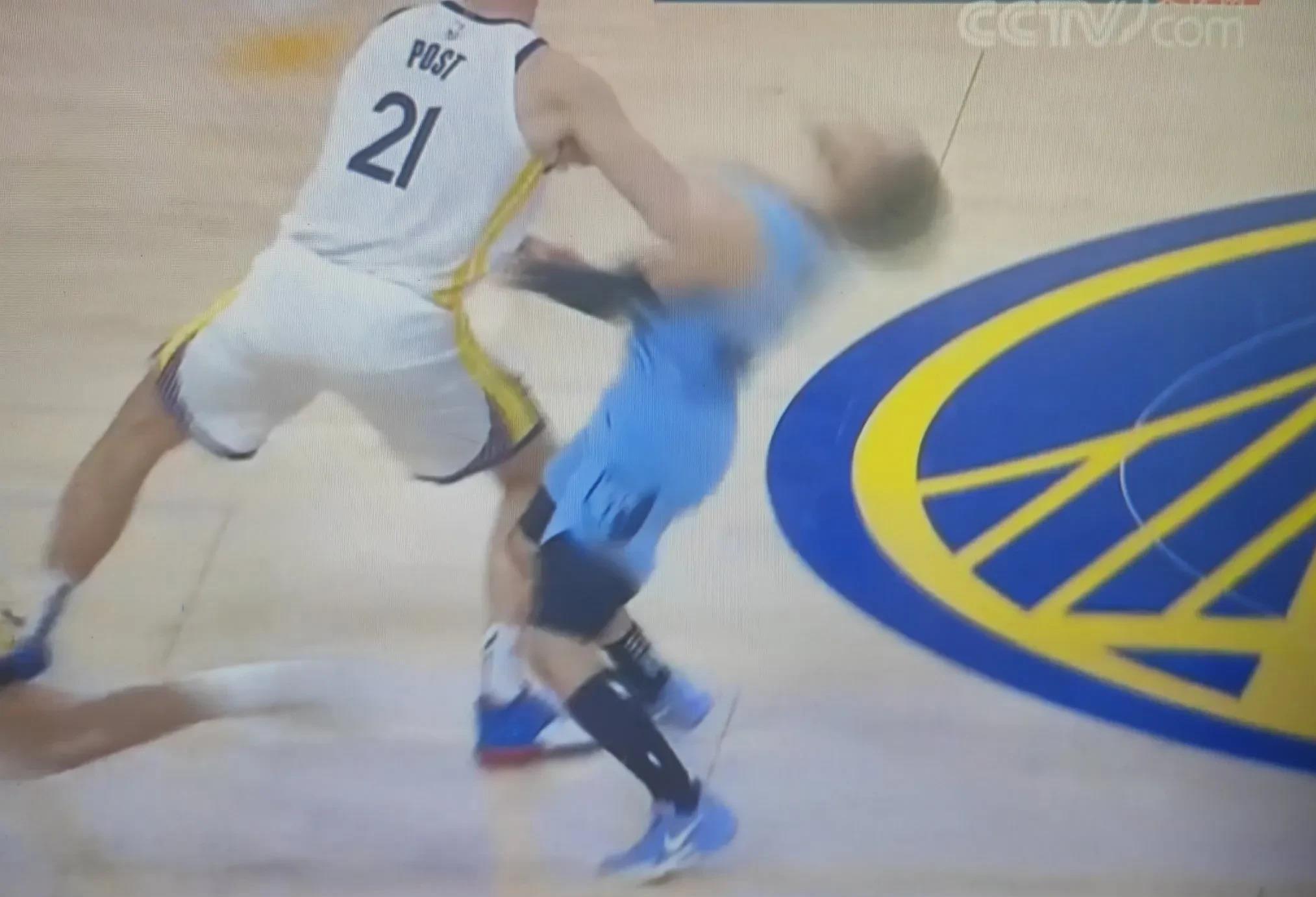 勇士客场不敌灰熊,再遭失利的简单介绍 勇士客场不敌灰熊,再遭失利的简单介绍