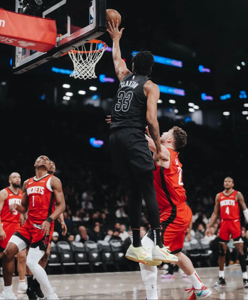 火箭大胜篮网,挽回连败 火箭大胜篮网,挽回连败